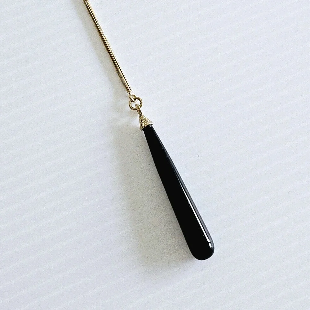 Liz Claiborne Necklace Goldtone Y Drop Chain Black Teardrop Pendant Modern Sleek